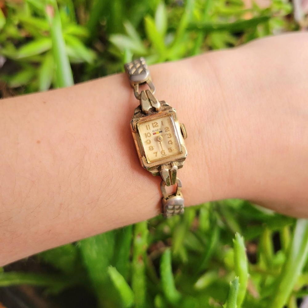 Vintage Benrus 10K Gold Filled Dainty Stretch Watch